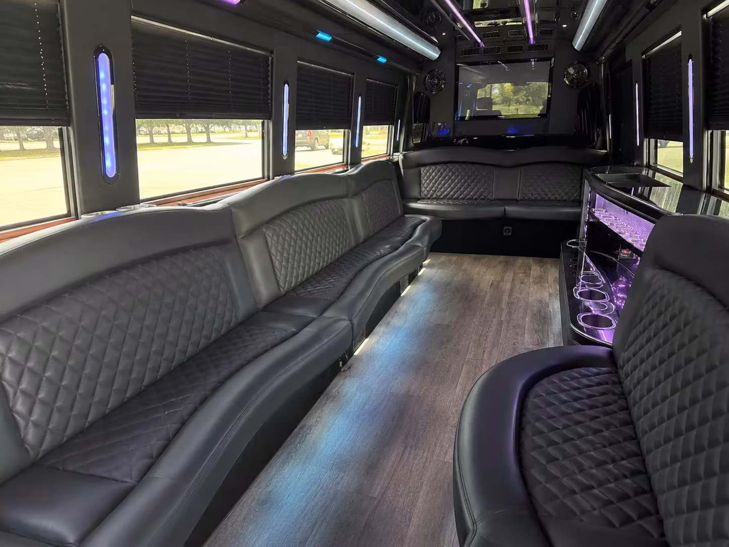 party buses in north las vegas make prom night unforgettable before you even arrive